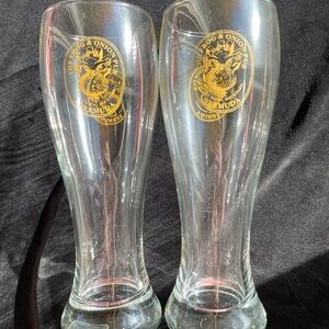 Set of 2 Pilsner Glasses - Frog & Onion Pub Bermuda